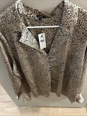 Express Leopard Print Button-Front Shirt in Tan and Black